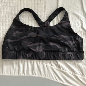 Athleta camo sports bra size 1X